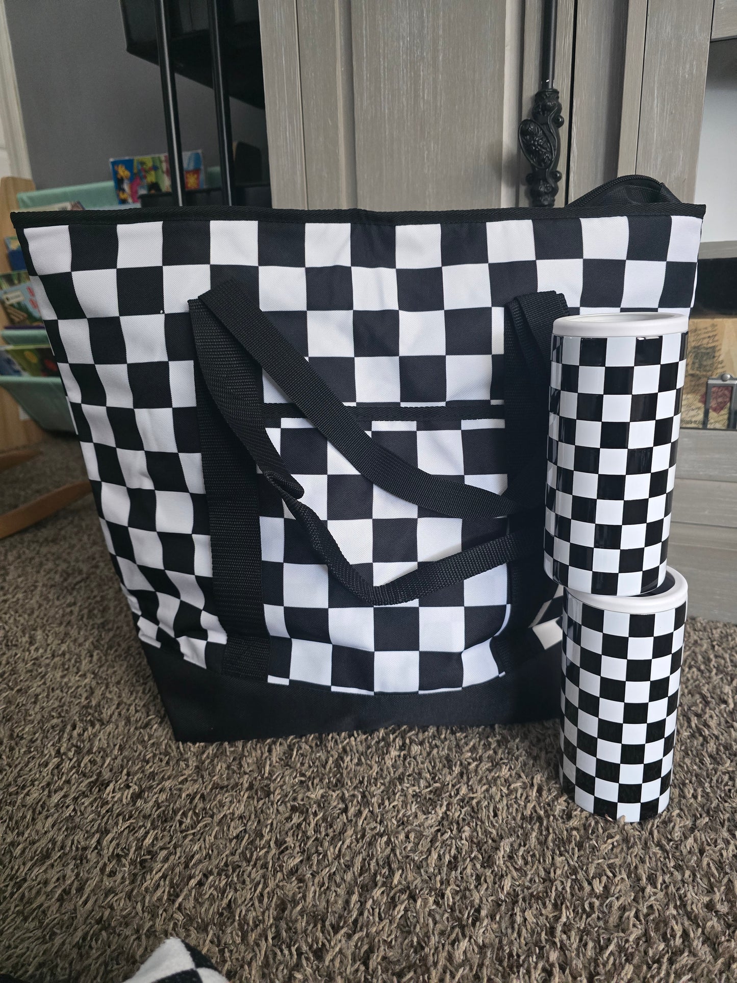12oz Checker Can holder