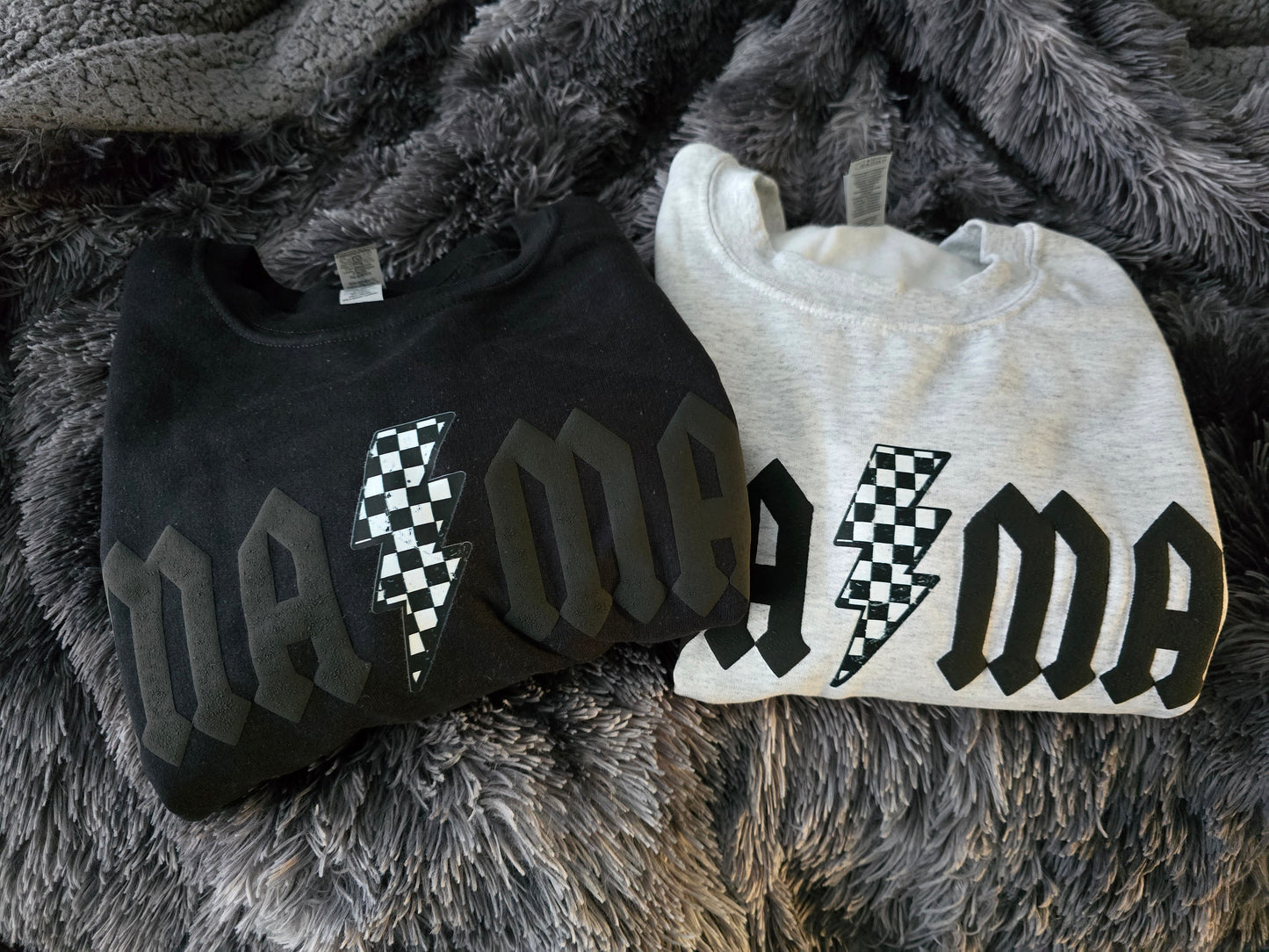 MAMA puff and checkered crewneck sweatshirt